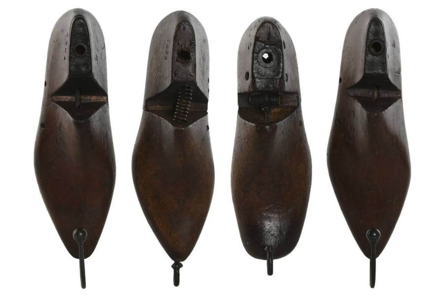 Wieszak ścienny drewniany Shoe 