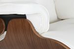Designerski fotel Lounge Look z podnóżkiem biały - Item International 9