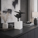 Figura dekoracyjna Woman japandi  - Item International 2