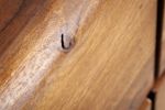 Komoda Mammut 135cm drewno akacjowe honey - Invicta Interior 9