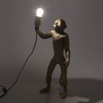 Lampa Monkey stołowa złota 2