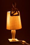 Lampa stołowa Figura Lumiere biała - Item International 5