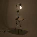 Lampa ze stolikiem Bulb 2