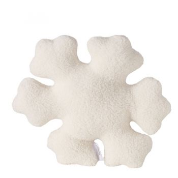 poduszka-platek-sniegu-biala-boucle.jpg