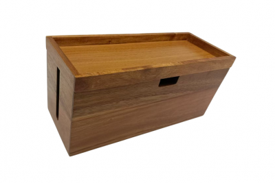 Drewniany organizer na kable Atelier