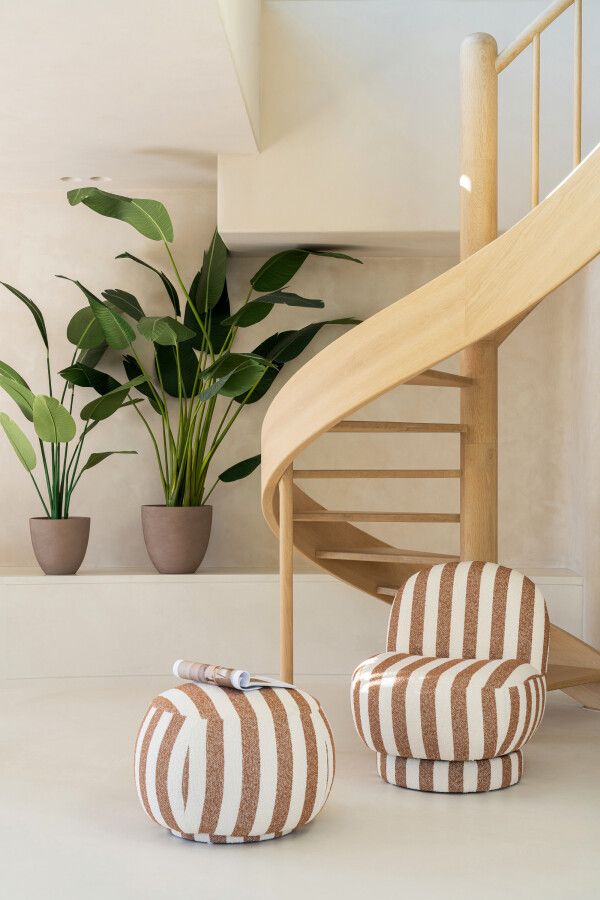 Fotel Lounge Stripes brązowy