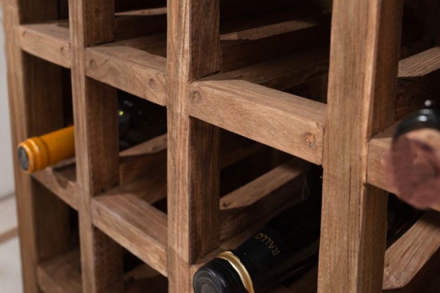 Komoda z regałem na wino Hemingway drewniana - Invicta Interior