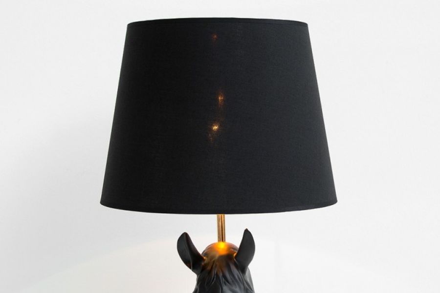 Lampa Beauty Horse czarna - Invicta Interior