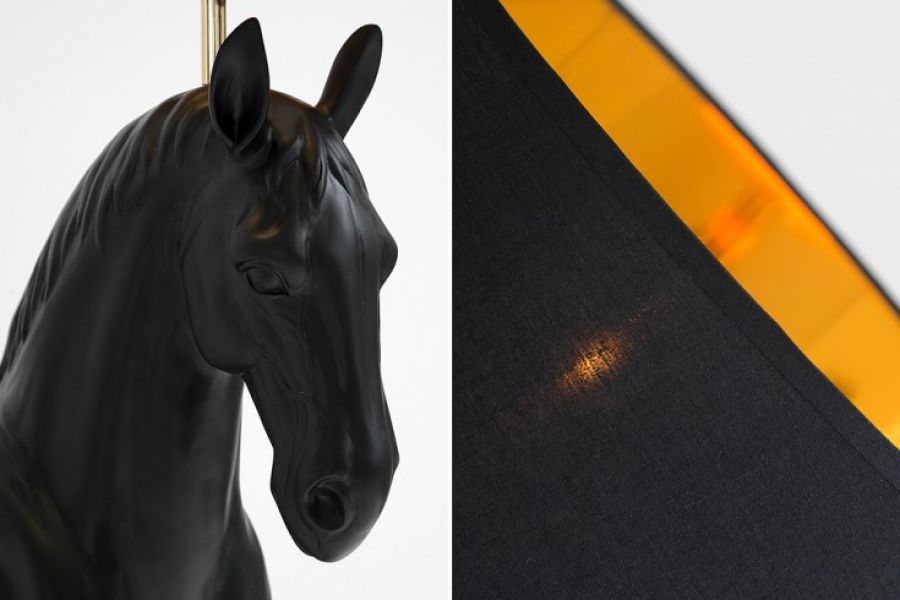 Lampa Beauty Horse czarna - Invicta Interior