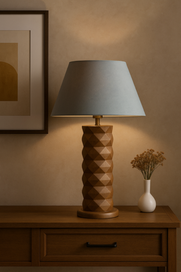 Lampa stołowa Monarch z drewna mango  - Item International