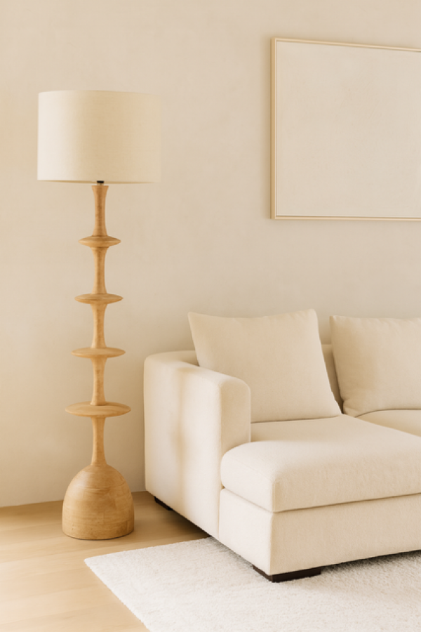 Lampa podłogowa Soria z drewna mango - Item International