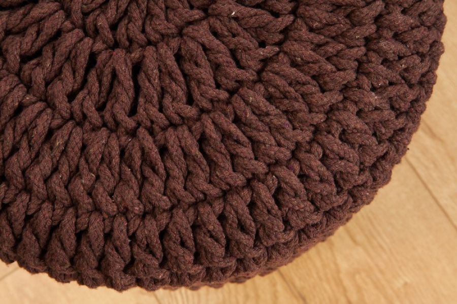 Puf Stołek dziergany Leeds 41 cm brązowy - Invicta Interior