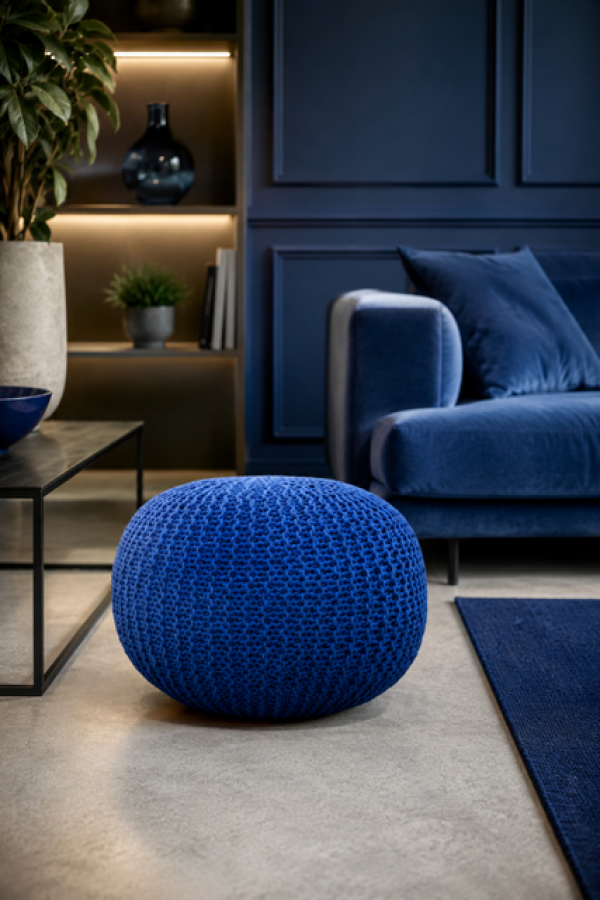 Pufa Wolle Ball Leeds ciemnoniebieska - Invicta Interior