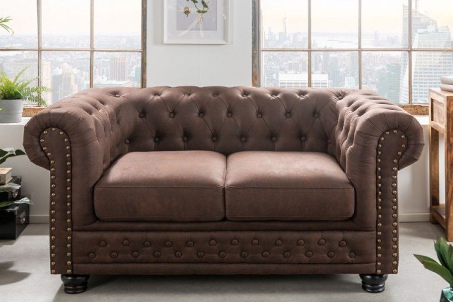 Sofa Chesterfield vintage 2 brązowa  - Invicta Interior