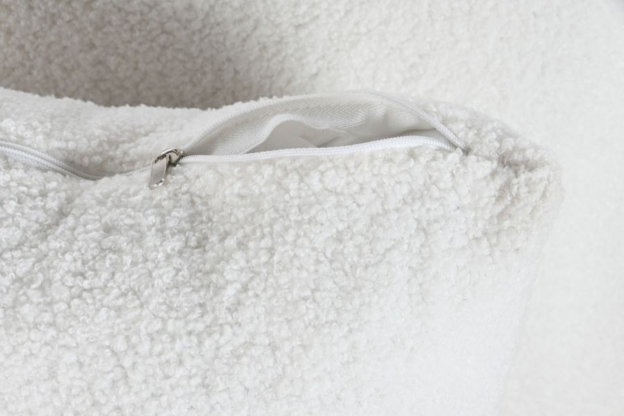 kat.II Sofa Teddy future boucle biała 205 cm - ekspozycyjna