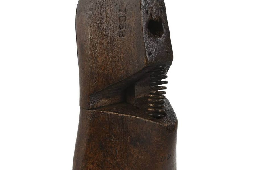Wieszak ścienny drewniany Shoe  - Item International