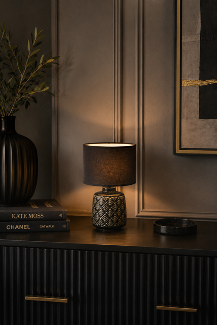 lampa-elegantare-czarna-1.png