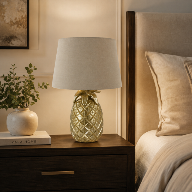 lampa-pineapple-zlota-1.png