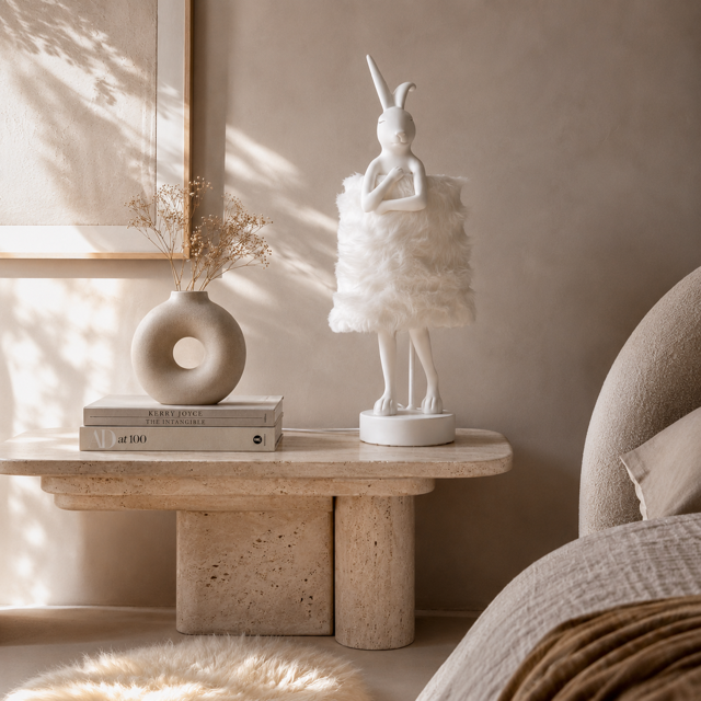 lampa-stolowa-animal-rabbit-biala-futerkowa-68-cm.png