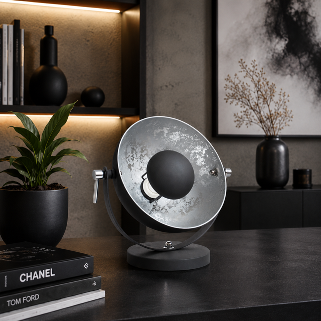 lampa-stolowa-spot-studio-czarna-srebrna.png